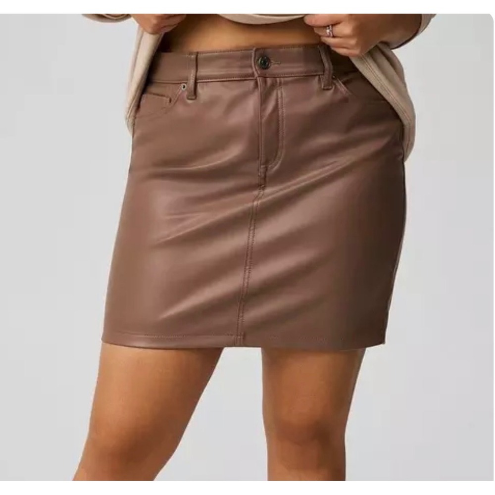 Torrid Skirt Faux Leather Taupe Brown Mini Plus Size with Pockets size 14